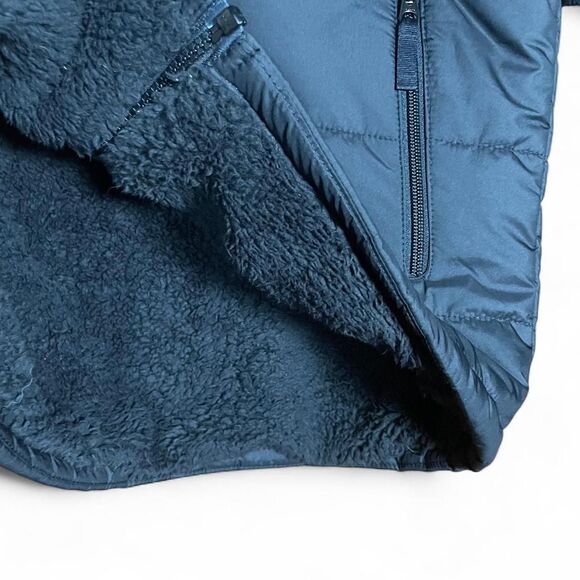 The North Face Black Sherpa-Lined Heavy Winter Jacket - Picture 5 of 7